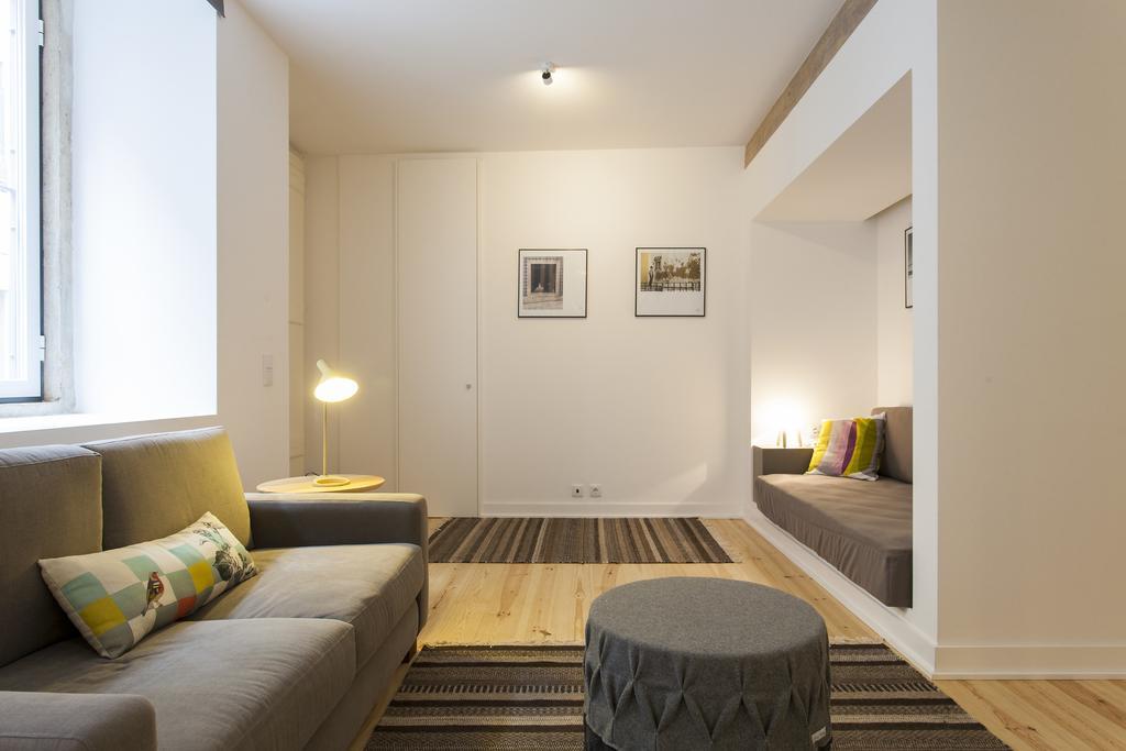 Joivy Cosy 1-Bed Flat With Workspace In Santa Catarina, Moments From Luis De Camoes Sq * Lissabon